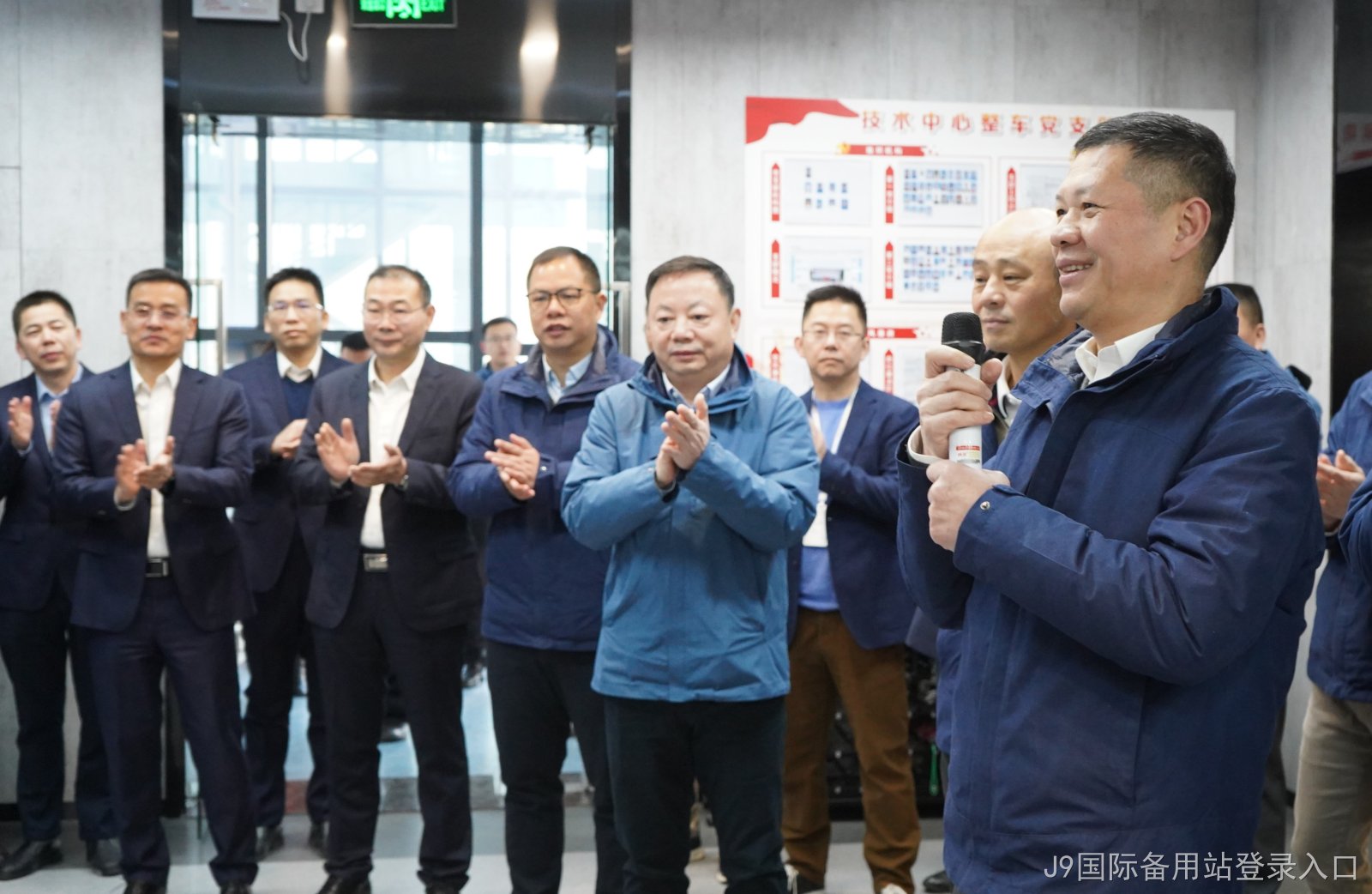 五菱新能源.jpg